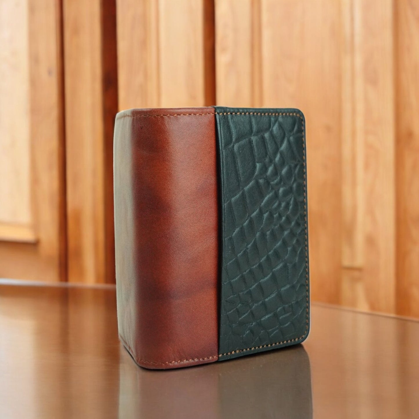 OLAND Premium Leather Pocket Card Holder and Wallet